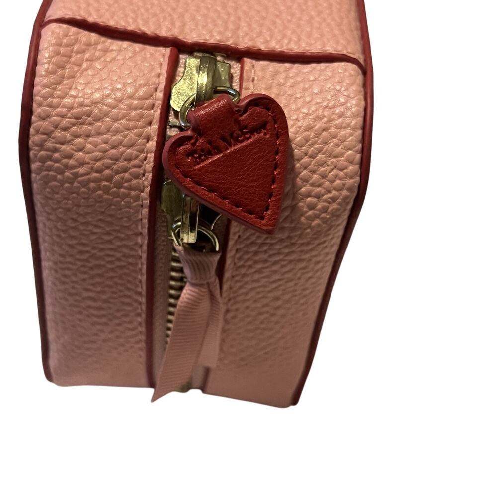 Trish McEvoy Makeup Planner Pink Pebbled Faux Leather Red Heart Travel Organizer - Picture 2 of 6